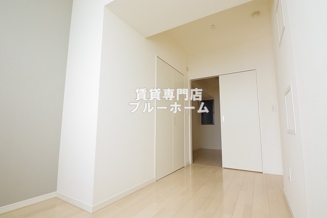 その他部屋・スペース　4.6帖の明るい洋室！