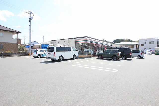 コンビニ　セブンイレブン 細江気賀北店（コンビニ）まで1093m