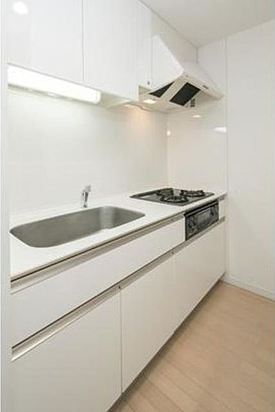 キッチン　同マンション別部屋参照。