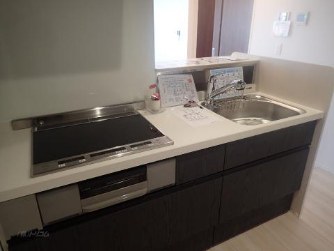 キッチン　IH＆グリル付システムキッチン