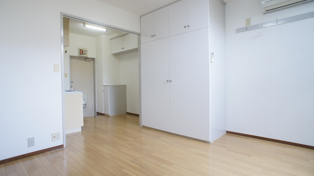 その他部屋・スペース　明るい雰囲気で暮らしやすい！優しい質感の室内がオススメ☆