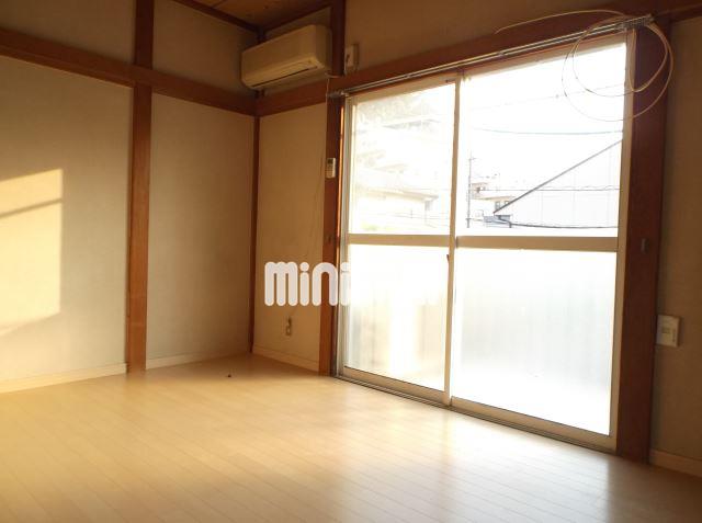 居室・リビング　洋室もきれい