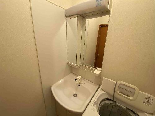 洗面設備　設備・仕様は号室により異なる為、現況を優先致します。