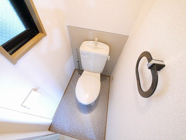 トイレ　トイレもきれいです