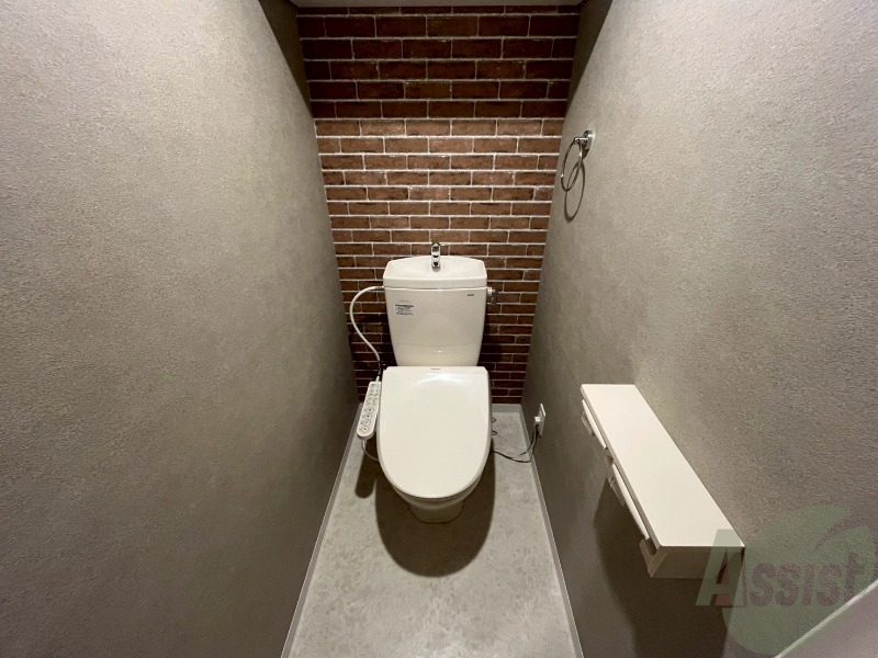 トイレ　こちらはトイレです。清潔感があり、安心して使用できます。