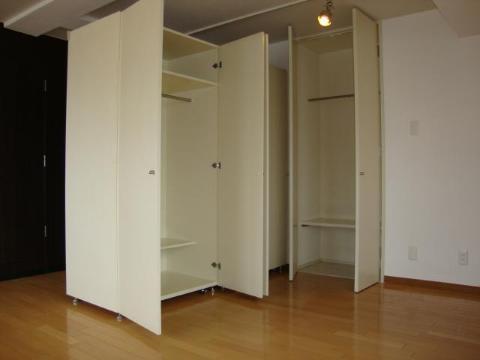 収納　クローゼット