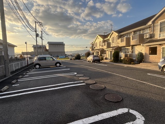 駐車場　駐車場完備です