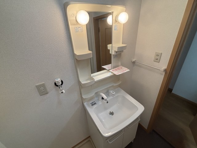 洗面設備　広い洗面スペース