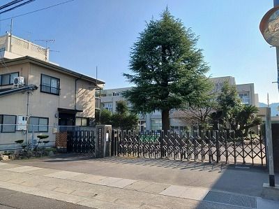 小学校　高松市国分寺南部小学校さん（小学校）まで350m