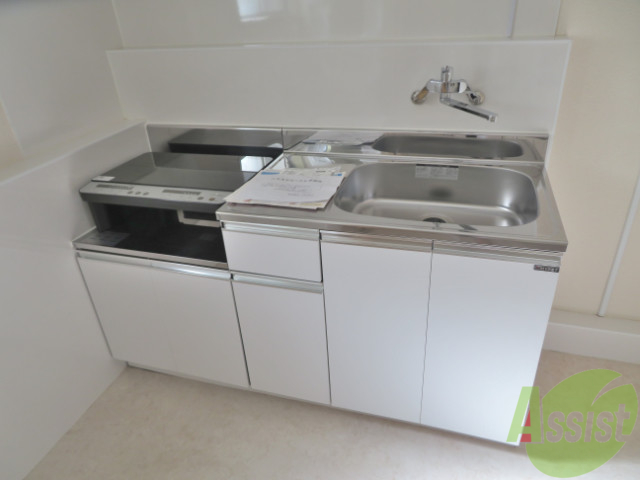 キッチン　ＩＨのコンロを置けば、ガス代の節約にもなりそうですよね。