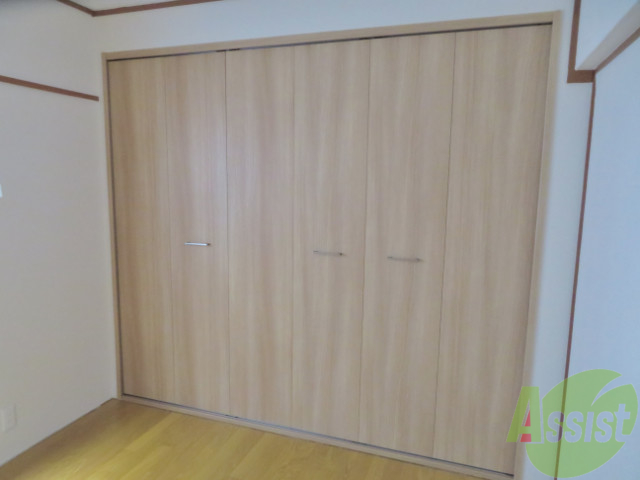 収納　この収納はとっても広い。子の中身もぜひみてもらいたいですね。