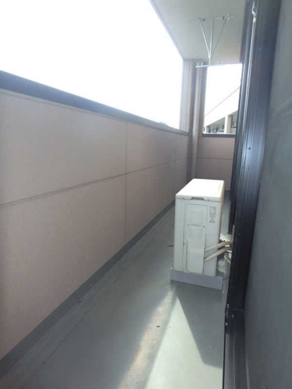 バルコニー　南向きで日当たり良好♪