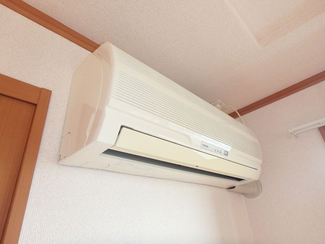 その他設備　エアコン付きで夏も冬も快適です♪