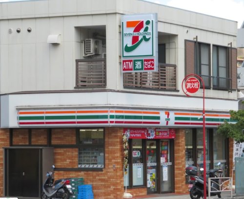 コンビニ　セブンイレブン　横浜峰岡町店（コンビニ）まで914m
