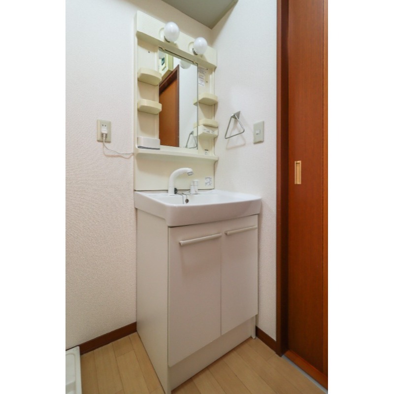 洗面設備　図面と現状に相違がある場合には現状を優先