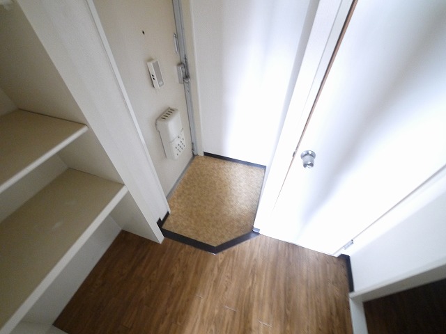 玄関　ゆったりとした玄関です