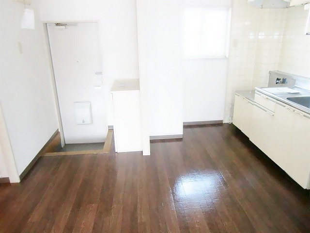 玄関　ダイニング