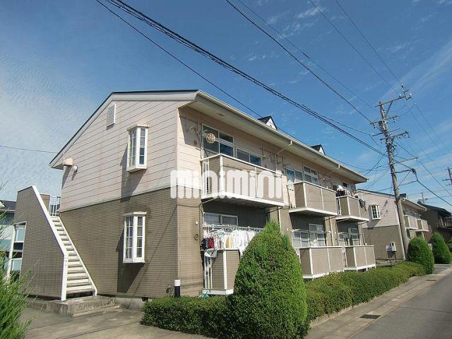 建物外観　可愛いツートンカラーです