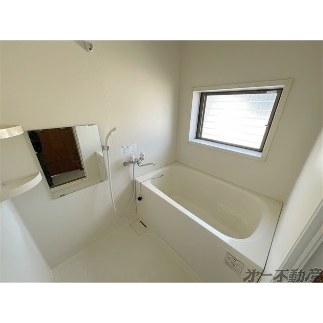 バス・シャワールーム　バスルーム