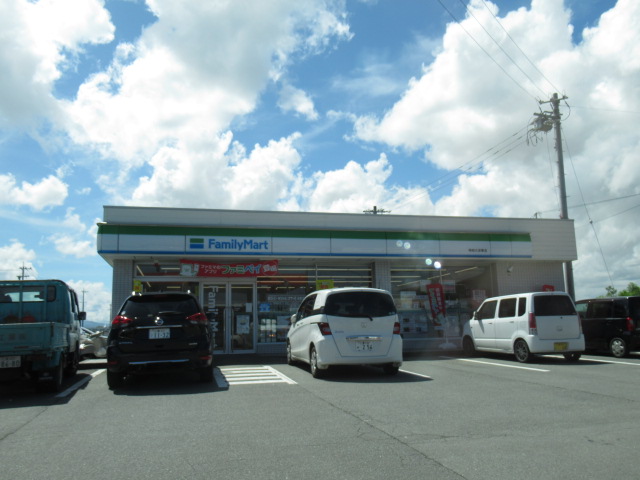 コンビニ　ファミリーマート明和大淀東店（コンビニ）まで2416m