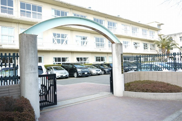 小学校　木津川市立 木津小学校（小学校）まで638m