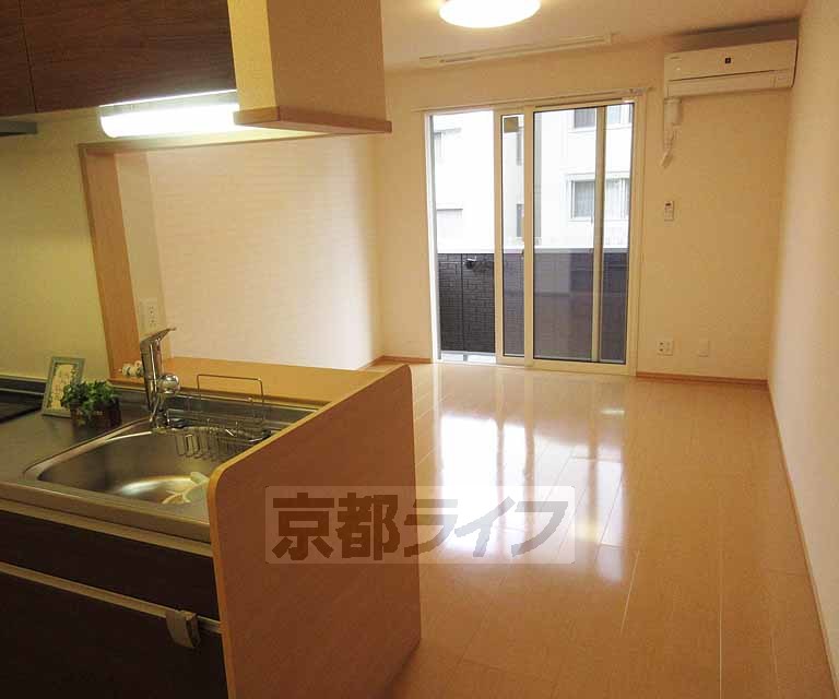 居室・リビング　開放的なお部屋です！