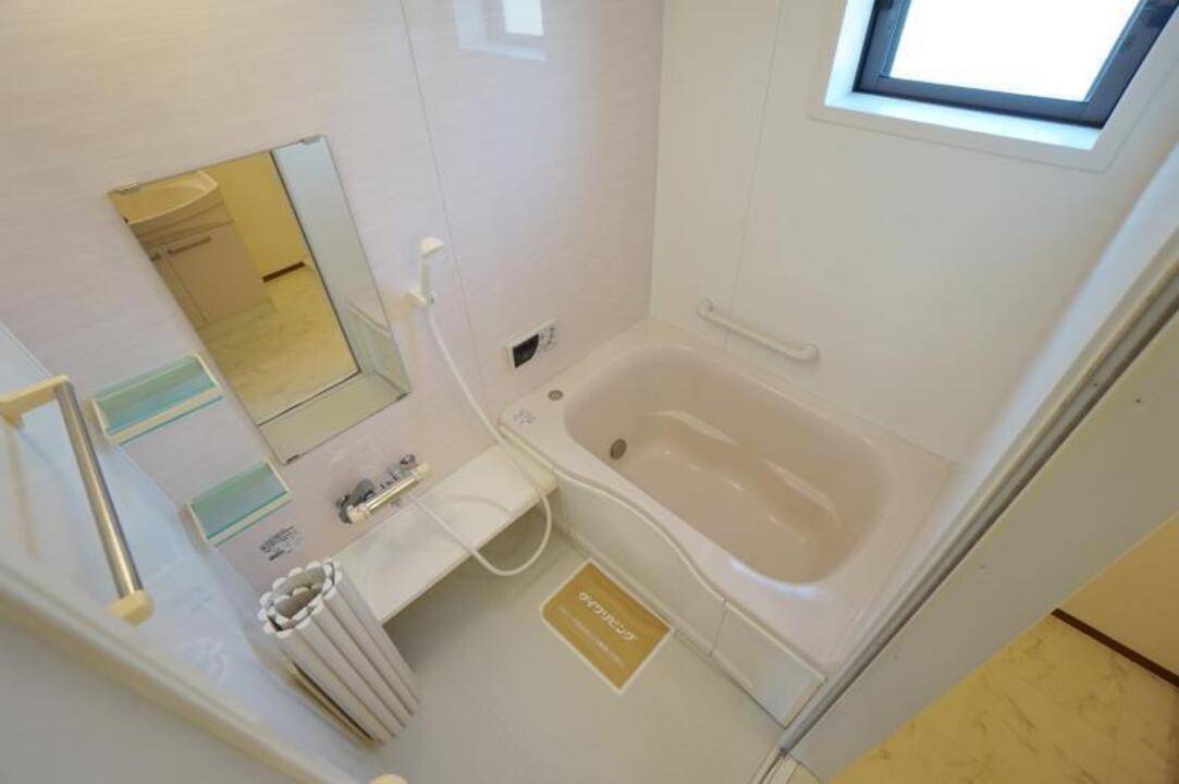 バス・シャワールーム　浴室