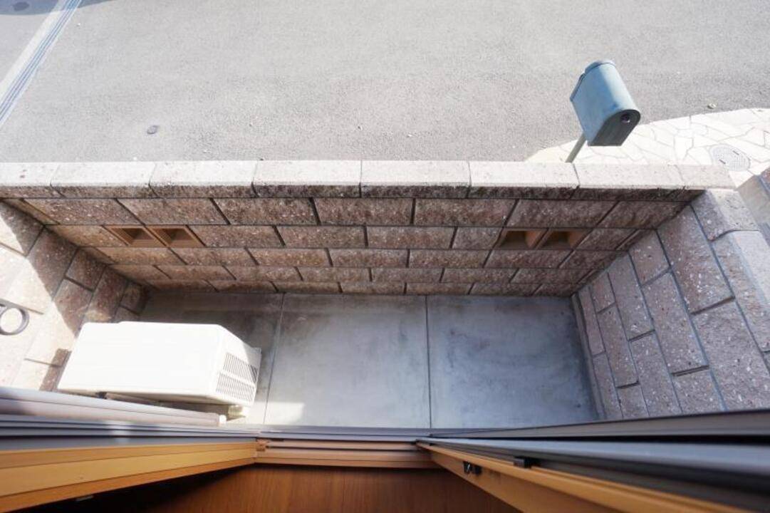 バルコニー　バルコニー