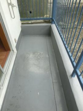 　バルコニー　ベランダ