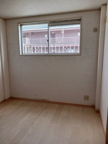 その他部屋・スペース　明るい色調の室内です