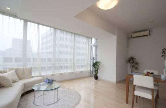 居室・リビング　※別部屋の参考写真です。