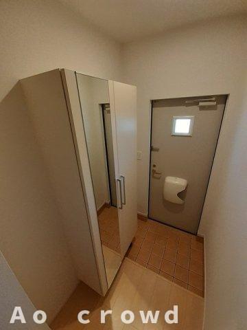 玄関　気になる物件はまとめてご案内ができます！