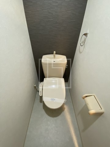 トイレ　アーデンタワー靭公園　温水洗浄便座