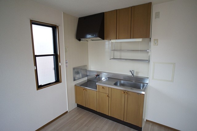 キッチン　レーベンハウス桶川店へ　048-787-5511