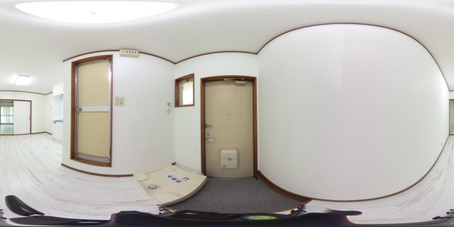 玄関　画像と現状が異なる場合は現状優先となります。