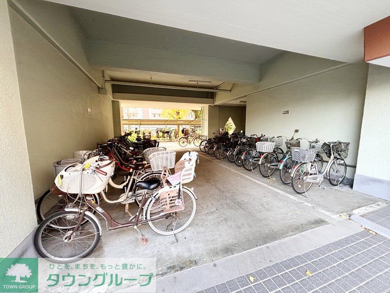 その他共有部分　駐車場