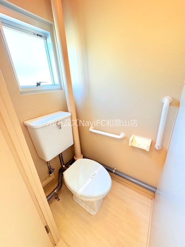 ビレッジハウス鳴滝のトイレ写真