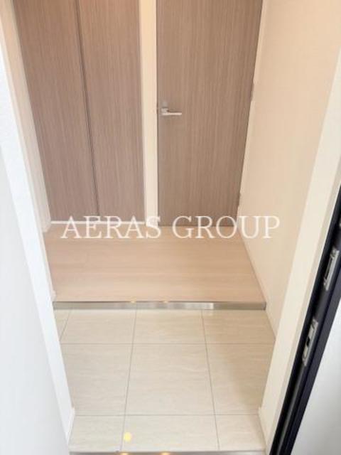 玄関　同タイプ参考写真