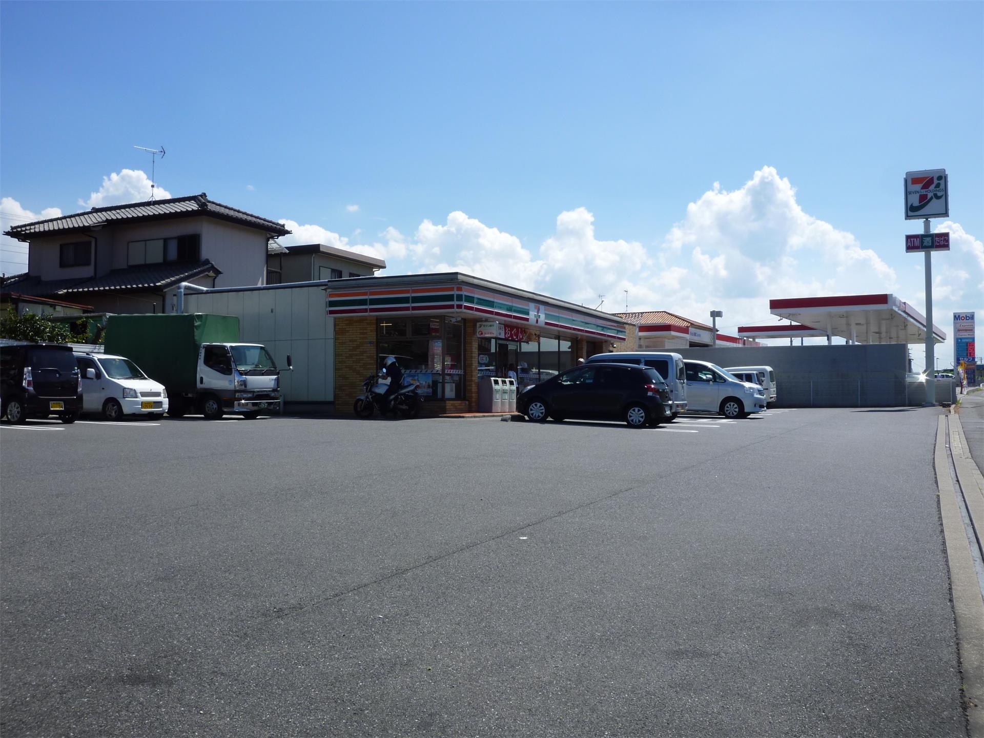 コンビニ　セブンイレブン木更津清見台3丁目店（コンビニ）まで450m