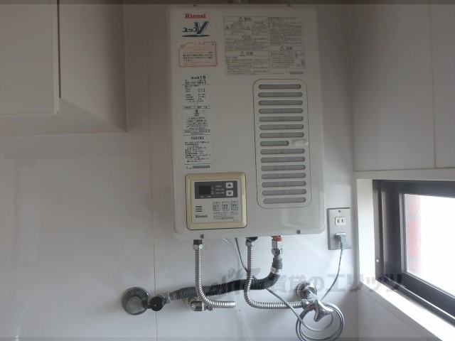 その他設備　給湯器リモコン
