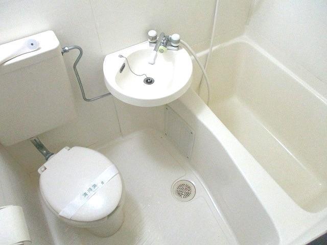 バス・シャワールーム　バス・トイレ同室ユニット