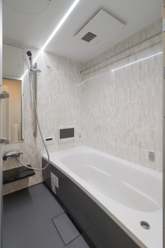 バス・シャワールーム　図面と現状に相違がある場合には現状を優先