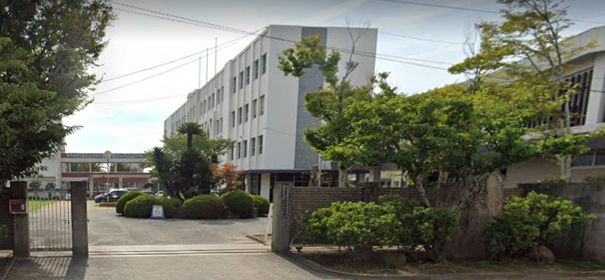 小学校　高松市立太田南小学校（小学校）まで602m
