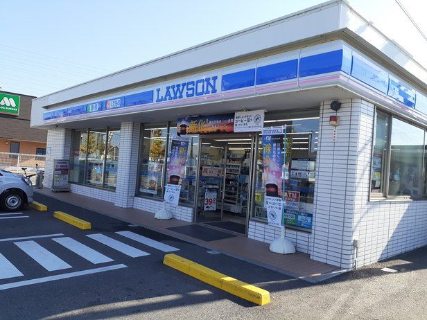 コンビニ　ローソン岐阜六条南店（コンビニ）まで440m