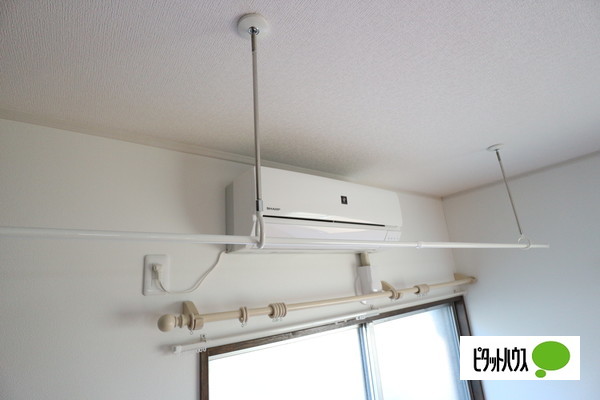 バルコニー　室内物干し