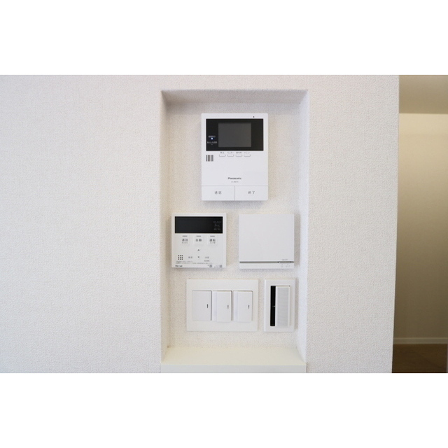 セキュリティ　モニター付きインターホンで安心♪