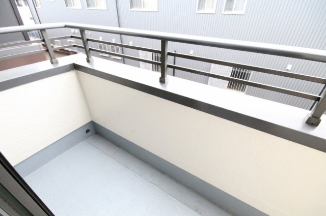 バルコニー　写真は類似です。