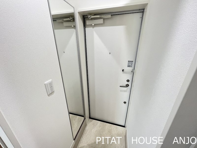 玄関　参考写真３０２