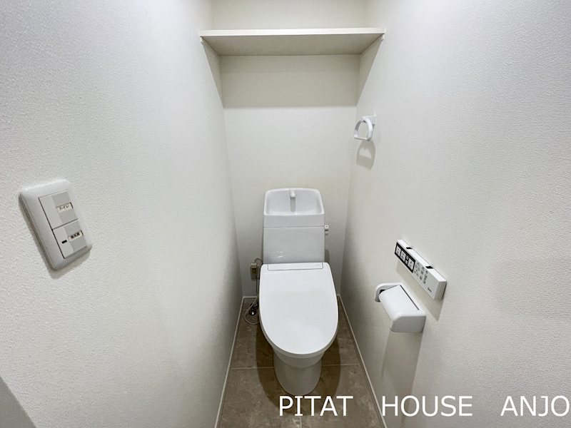 トイレ　参考写真３０２