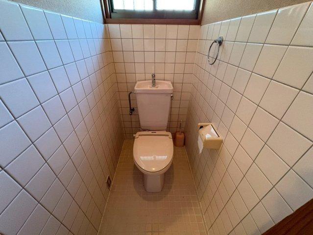 トイレ　明徳町定期借家